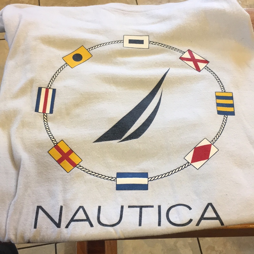 Nautica T